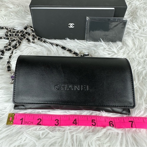 CHANEL matelasse black leather glasses case crossbody with box and charm - Picture 9 of 13